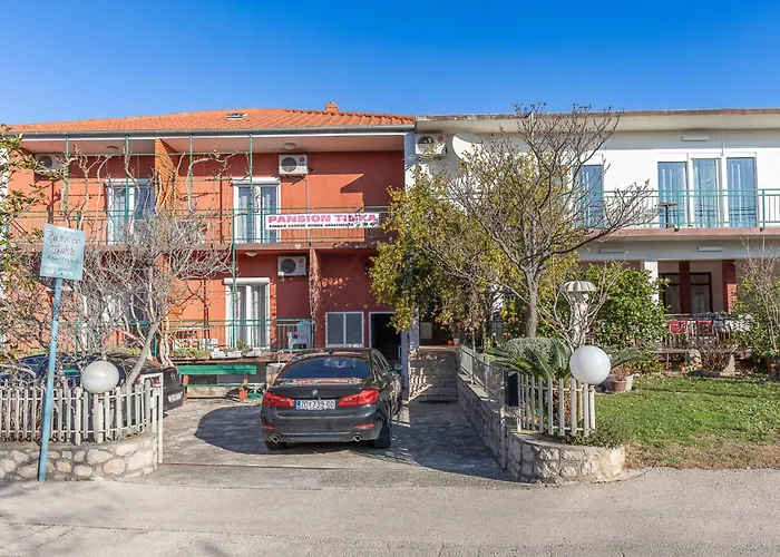 Tinka, No 5 Pensjonat 3*